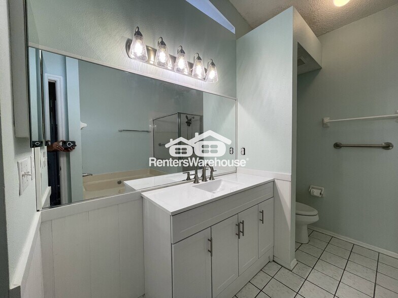 Building Photo - 4337 Edenrose Way