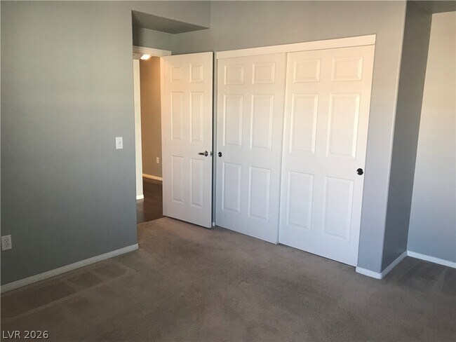 Building Photo - 10809 Garden Mist Dr