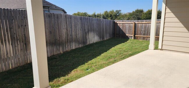 Building Photo - 657 Los Olives Ln