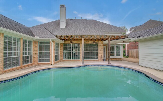 Primary Photo - 1311 Hopkins Park Dr