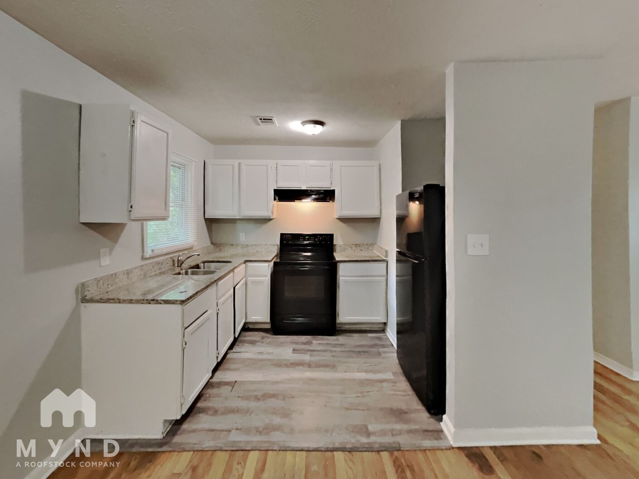 Building Photo - 829 Bonneville Terrace NW