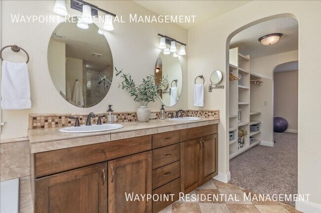 Building Photo - 5482 E Felly Rim Ct