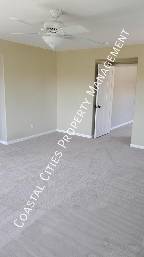 Building Photo - 1406 Arthur Loop S