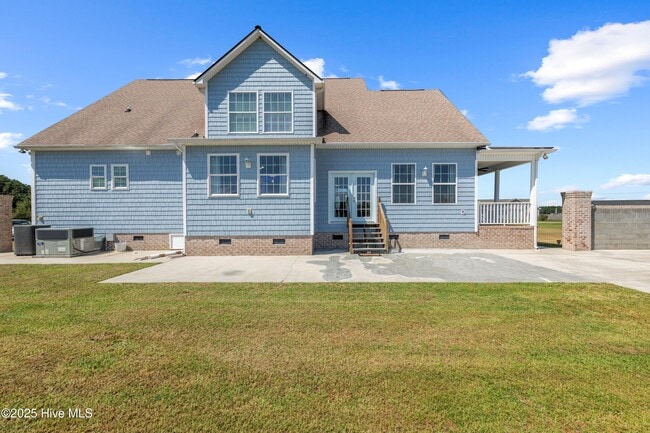 Building Photo - 112 Cherry Grove Dr
