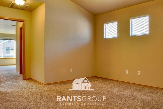 Building Photo - Low maintenance yard!