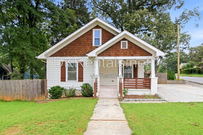 Building Photo - 1845 Vesta Ave