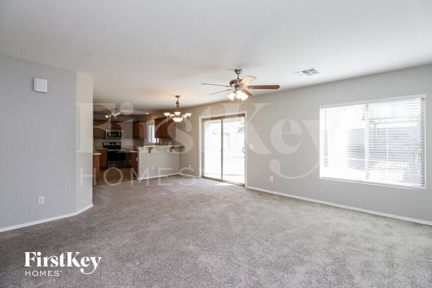 Building Photo - 39405 N Marla Cir