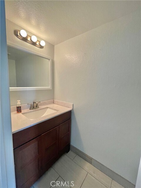 Building Photo - 5640 Riverside Dr