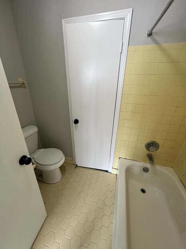 Building Photo - 6950 Hillshire Dr