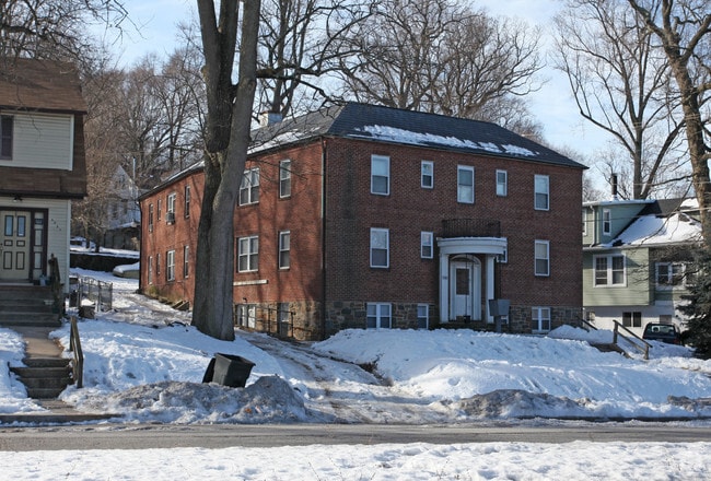 Primary Photo - 6023 Gwynn Oak Ave