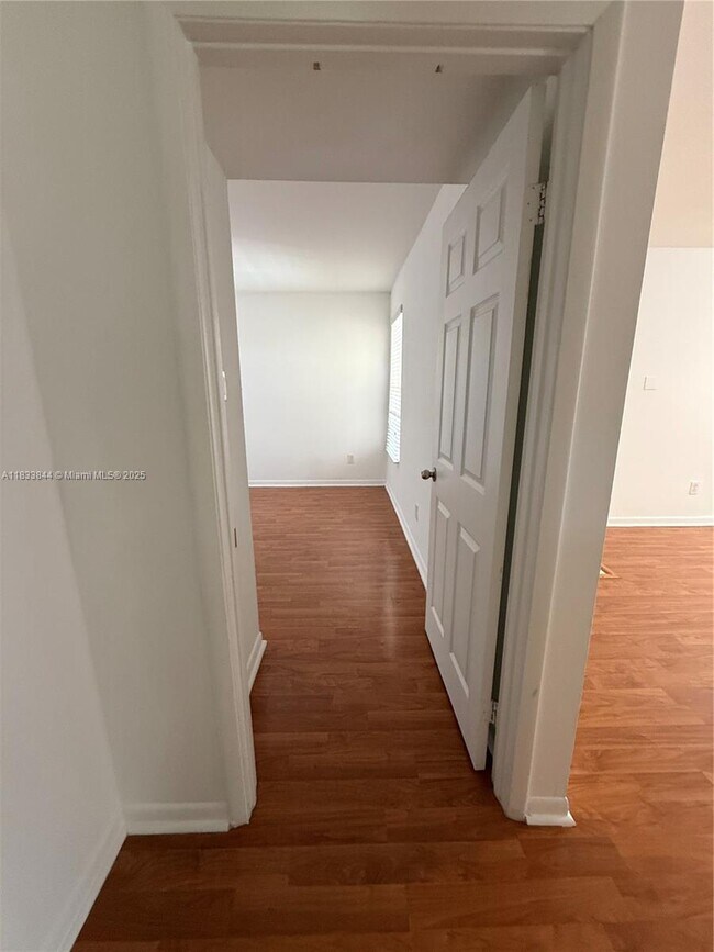 Building Photo - 15330 SW 106th Terrace