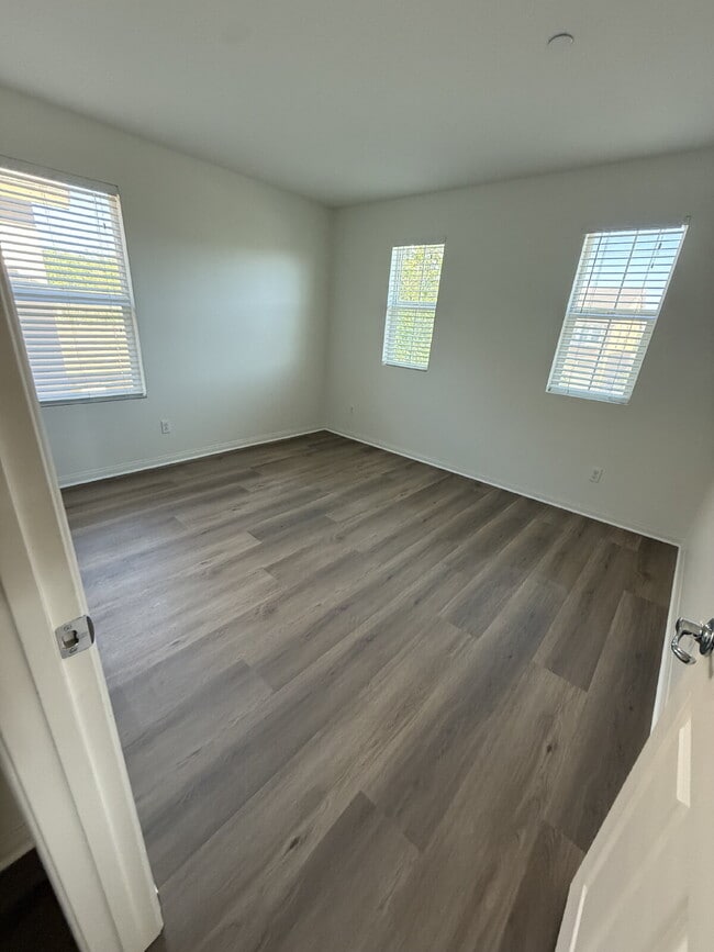 Building Photo - This beautiful home is on corner lot and with energy efficient features including solar.  New flo...