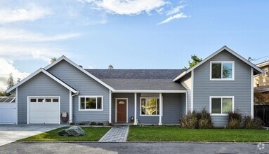 Building Photo - BRIGHT, OPEN LAYOUT SUNNYVALE HOME