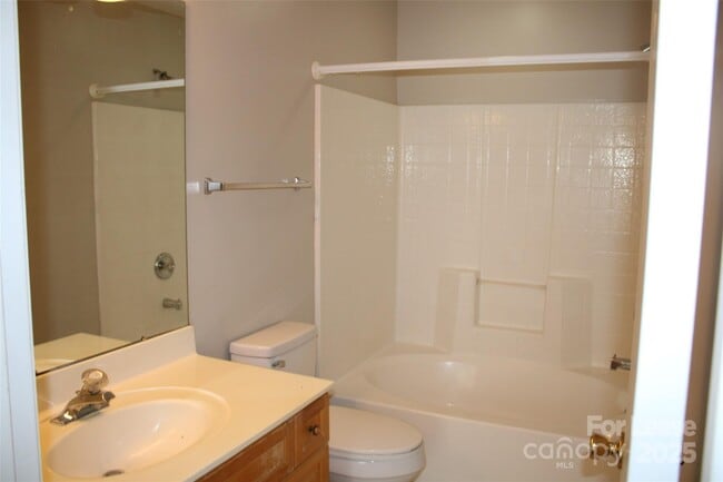 Building Photo - 4552 Panther Pl