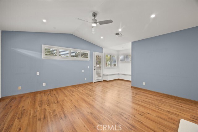 Building Photo - 1185 Bridgeport Rd