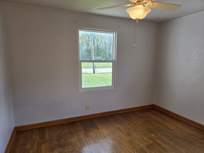 Building Photo - 5109 21st Ave