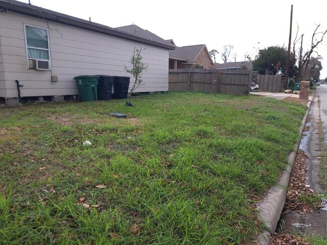 Building Photo - 1413 Egypt St