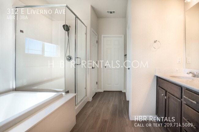 Building Photo - 312 E Liverno Ave