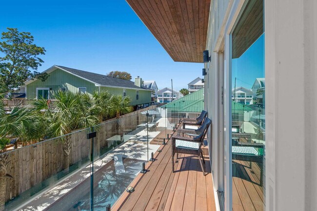 Building Photo - 95 Cobia St