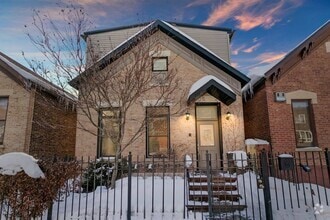 Building Photo - 2151 W Race Ave