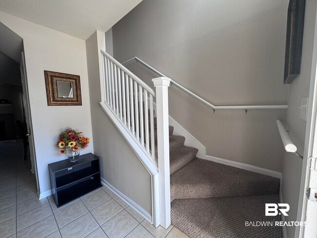 Building Photo - 1517 Regency Rd