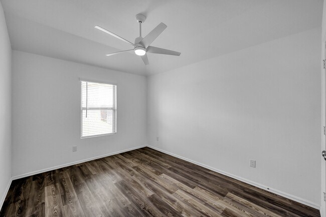 Building Photo - 19092 Sonora Chase Dr