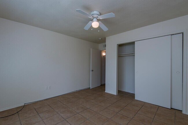 Building Photo - 6810 Westover St