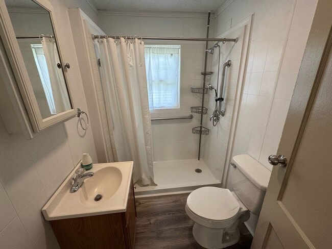 Building Photo - 2BR Home in Kingsport - Basement Storage