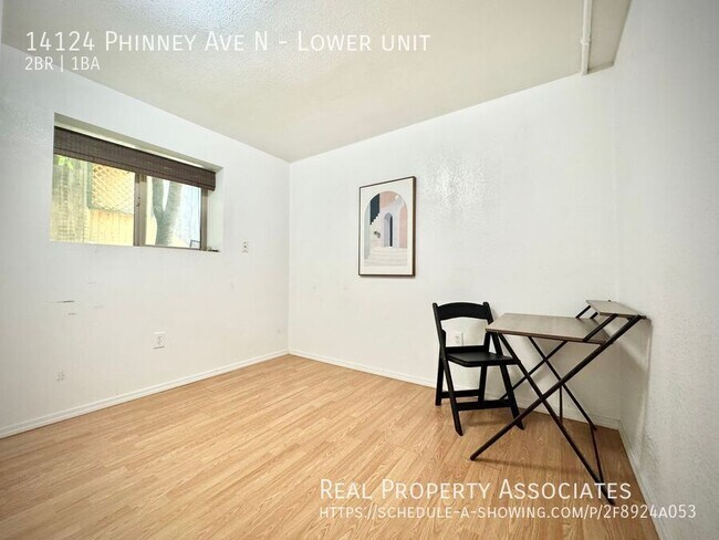 Building Photo - 14124 Phinney Ave N