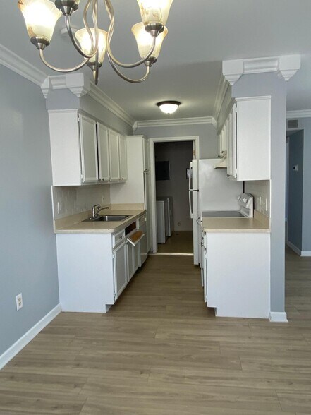 Building Photo - 44228 Providence Dr