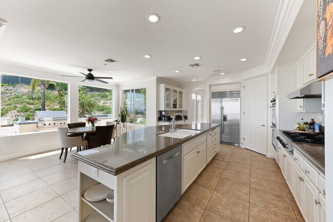 Building Photo - A Private Hillside Haven with Sweeping Val...