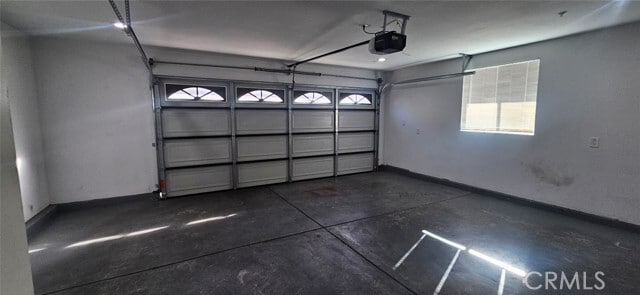 Building Photo - 1662 E 60th St