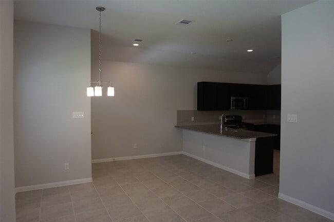 Building Photo - 11893 E Gate Dr