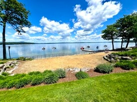 Building Photo - 69 Scenic Dr
