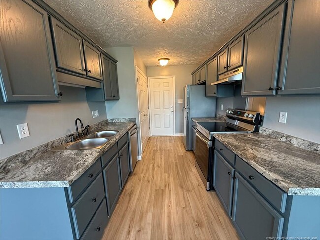 Building Photo - 109 Woodbine Dr