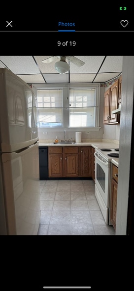 Building Photo - 10 Martindale Ter
