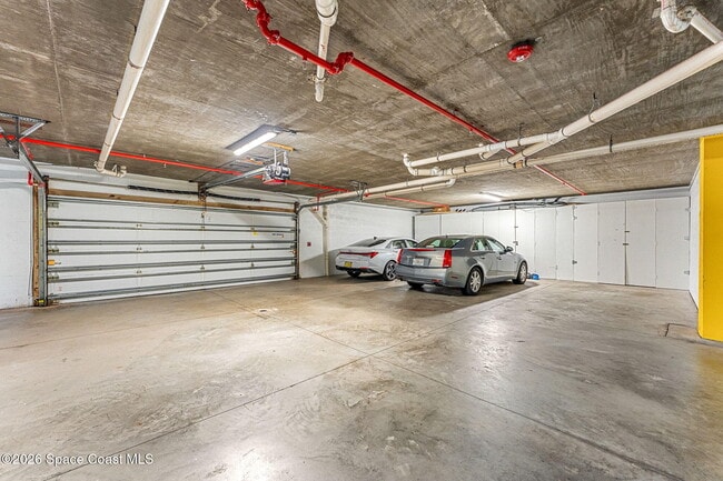 Building Photo - 1505 N Hwy A1A