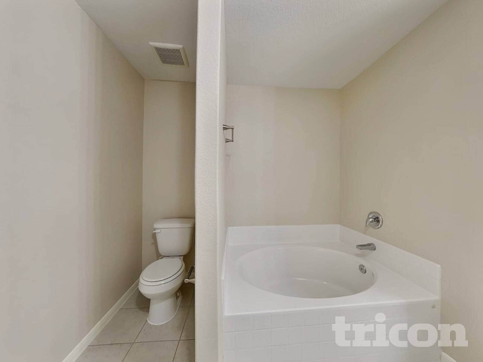 Building Photo - 908 American Monarch Dr