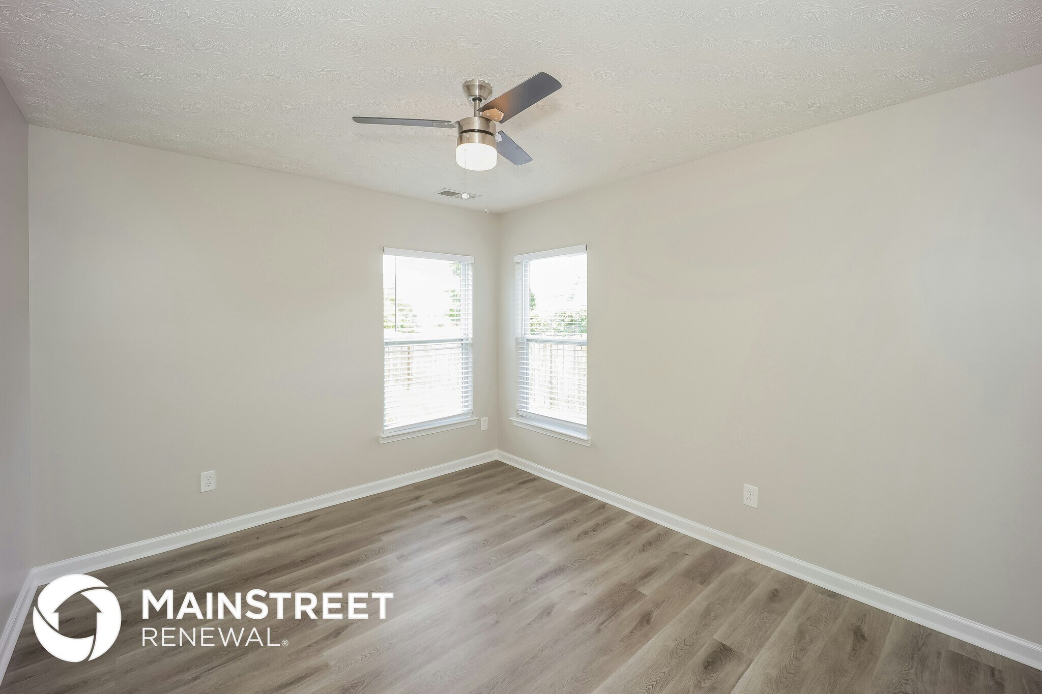 Building Photo - 612 Mayfern Dr