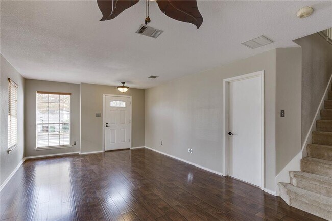 Building Photo - 13210 Marrero Dr