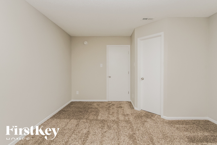 Building Photo - 12529 Bearsdale Dr