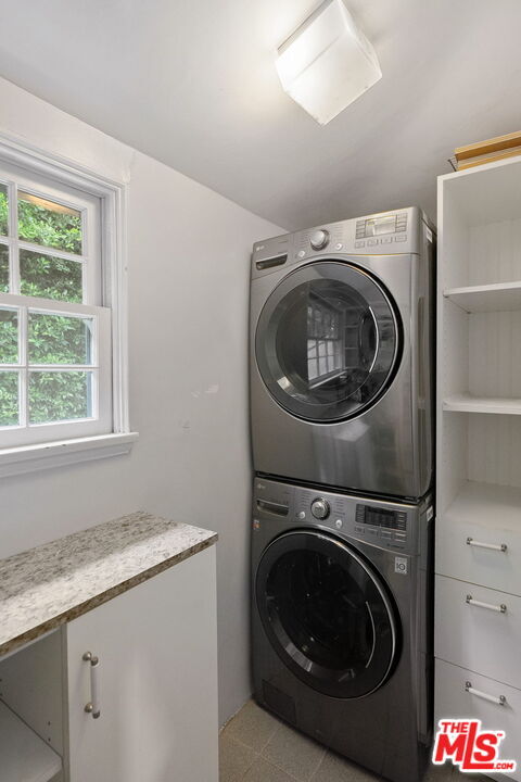 Building Photo - 2825 Haddington Dr