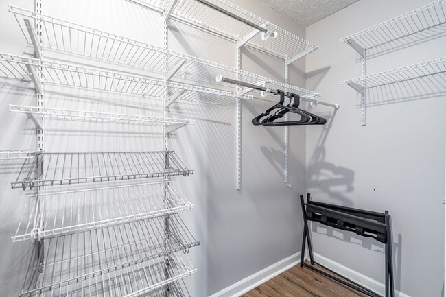 Building Photo - 4375 Park St