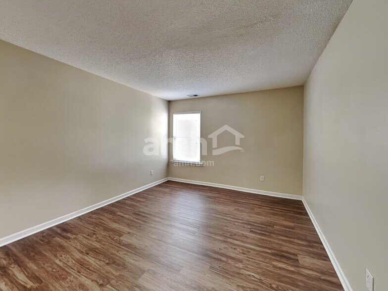 Building Photo - 3134 Marcony Way