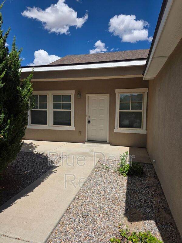 Building Photo - 2159 Palenque Dr SE
