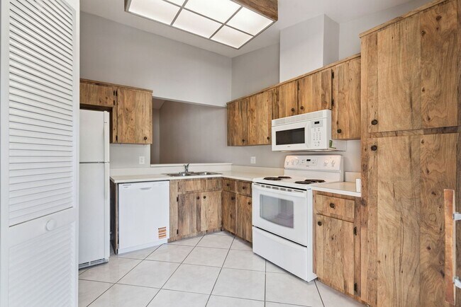 Building Photo - 419 Warrenton Rd