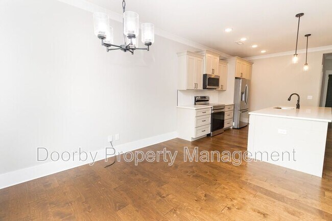 Building Photo - 2760 Ridge Park Dr