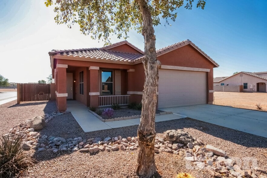 Building Photo - 36497 W Barcelona Ln