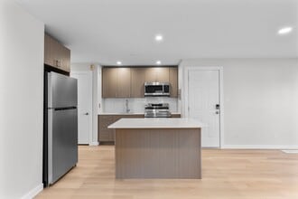 Building Photo - 119 Wilbur Ave