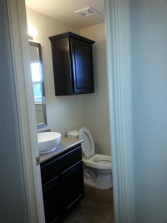 Building Photo - 2504 McDonald Way